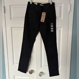 Levi’s 311 Shaping Skinny, black denim, size 8 (29) Long